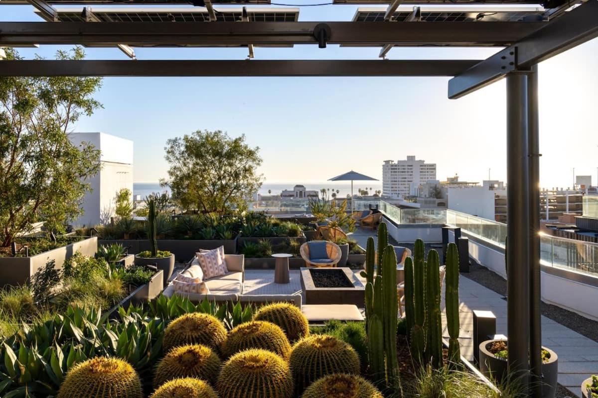 Apartment The Rose Quartz - Rooftop Pool, Gym Glamorous Santa Monica 2br