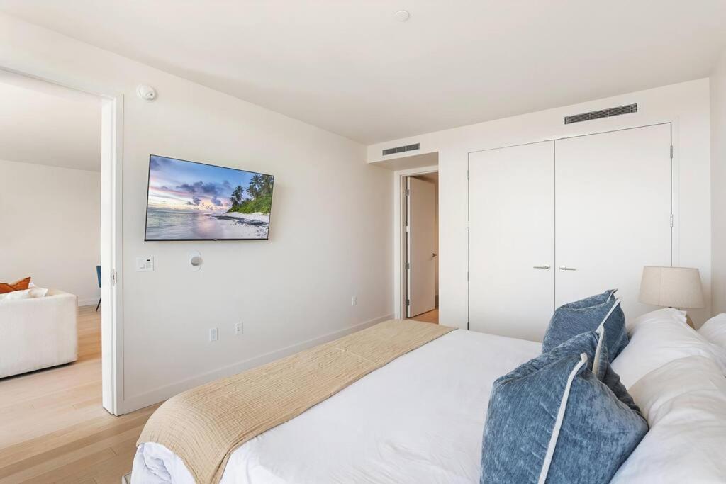 Apartment The Rose Quartz - Rooftop Pool, Gym Glamorous Santa Monica 2br Los Angeles